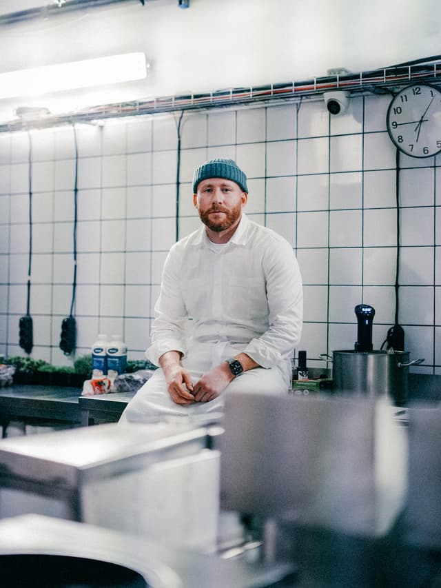 Life & portrait image 17